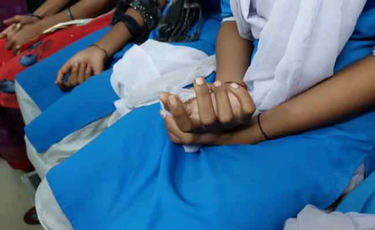 ଉତ୍ତର ଦେଇପାରିଲେନି ପିଲା, ଗଣିତ ସାର୍‌ଙ୍କ ମାଡ଼ରେ ୧୪ ଆହତ