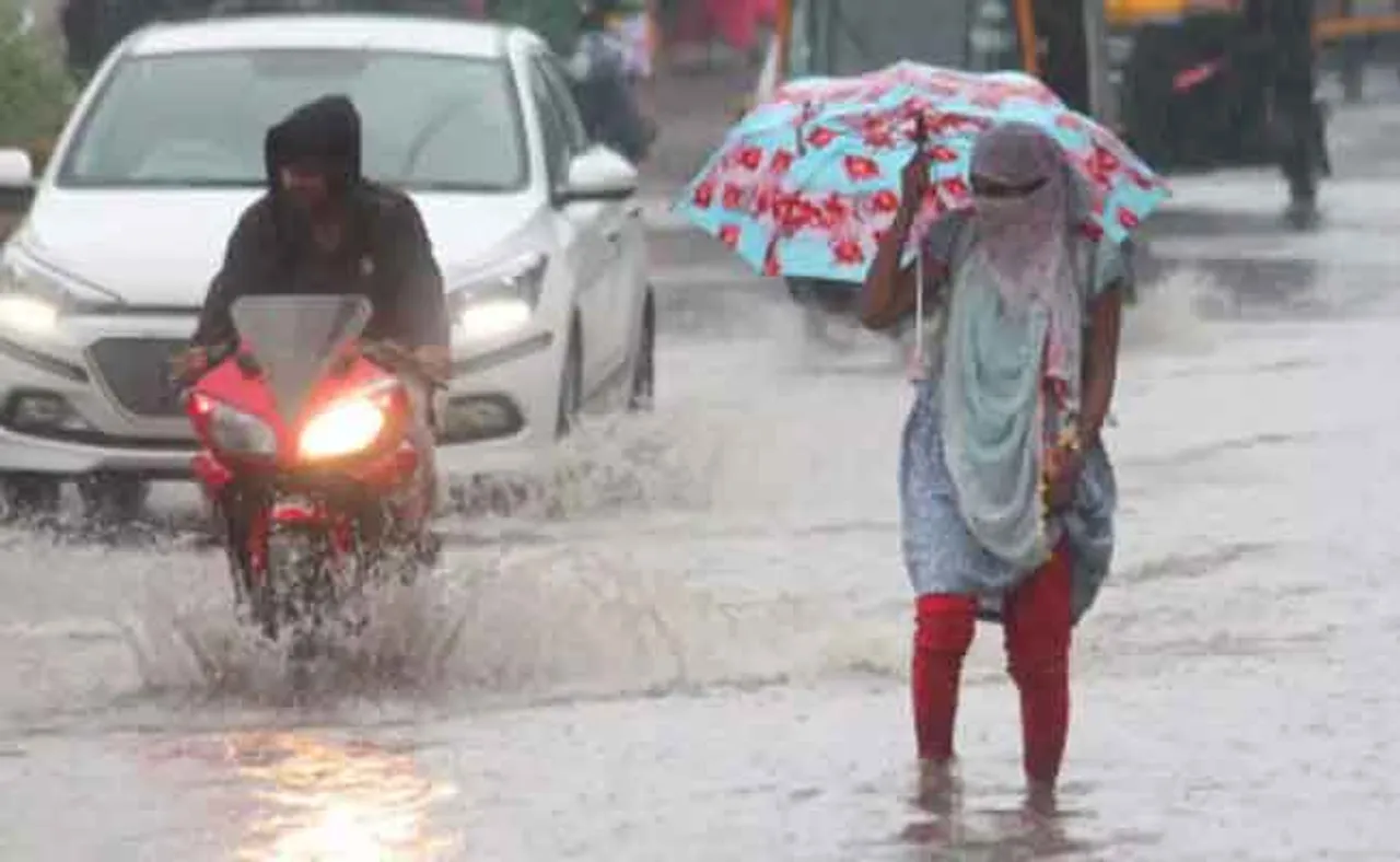 ଆହୁରି ୪ ଦିନ ବର୍ଷିବ, ଆଜି ପାଇଁ ୬ଜିଲ୍ଲାକୁ ଅରେଞ୍ଜ ଓ ୧୪ଜିଲ୍ଲାକୁ ୟେଲୋ ଓ୍ୱାର୍ଣ୍ଣିଂ ଜାରି