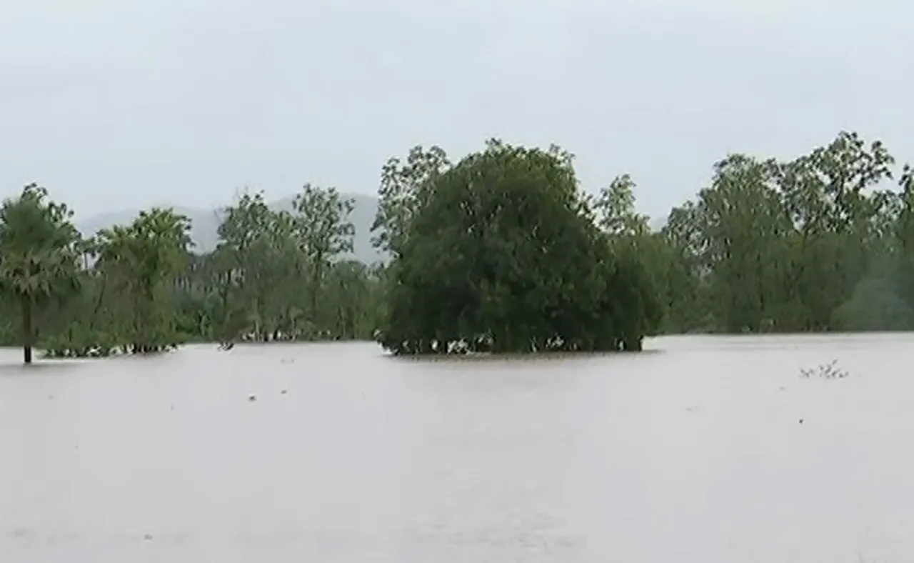 ମାଲକାନଗିରିରେ ବନ୍ୟା ପରିସ୍ଥିତି ଗମ୍ଭୀର, ୫୦୦ ଲୋକଙ୍କୁ ସ୍ଥାନାନ୍ତର