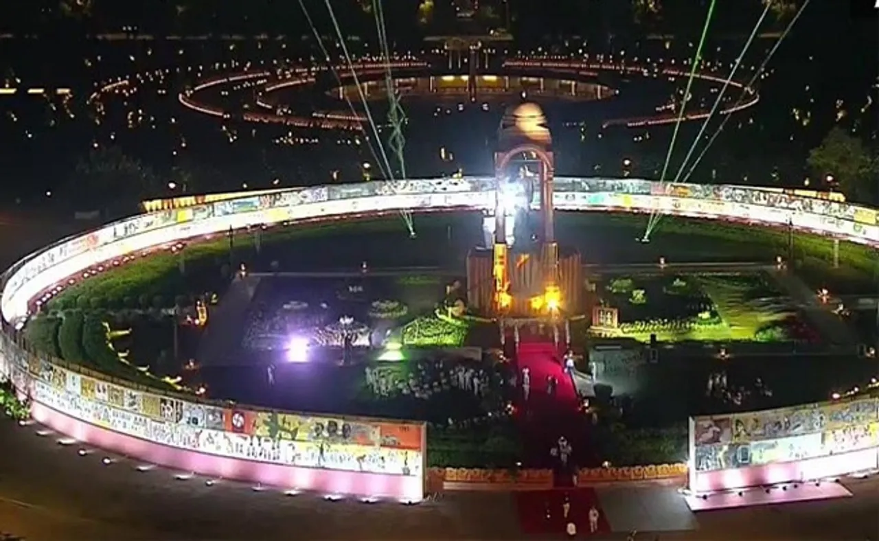 କର୍ତ୍ତବ୍ୟ ପଥ ଉଦଘାଟନ ସହ ନେତାଜୀଙ୍କ ଷ୍ଟାଚ୍ୟୁକୁ ଉନ୍ମୋଚନ କଲେ ପ୍ରଧାନମନ୍ତ୍ରୀ ମୋଦି