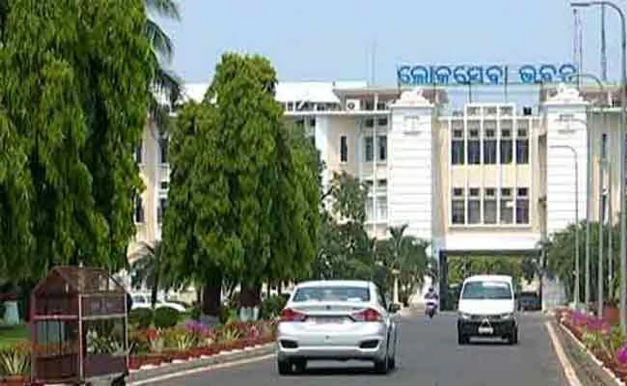 ୧୧ ବରିଷ୍ଠ ଓଏଏସଙ୍କ ବଦଳି, ସୂର୍ଯ୍ୟମାଧବ ପାଣିଗ୍ରାହୀ ଚକବନ୍ଦୀ କମିଶନର