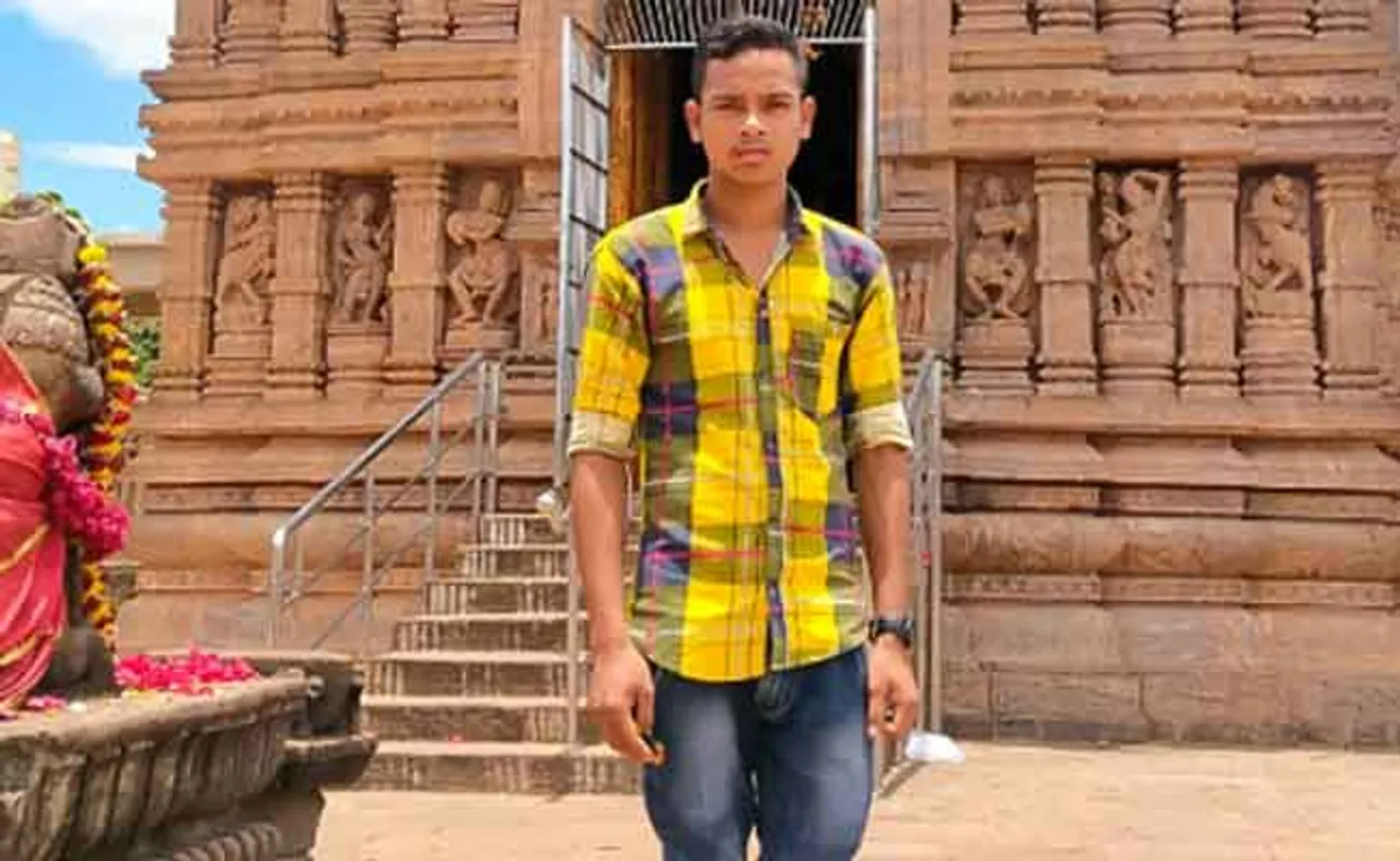 ଖଲ୍ଲିକୋଟ ବିଶ୍ୱବିଦ୍ୟାଳୟ ଛାତ୍ରାବାସରୁ ମିଳିଲା ଛାତ୍ରଙ୍କ ମୃତଦେହ