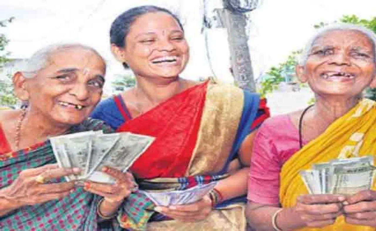 ଏଣିକି ସବୁ ଗରିବ କଲ୍ୟାଣ ସ୍କିମରେ ଅଗ୍ରାଧିକାର ପାଇବେ ଭତ୍ତାଧାରୀ: ଜିଲ୍ଲାପାଳଙ୍କୁ ନିର୍ଦ୍ଦେଶ