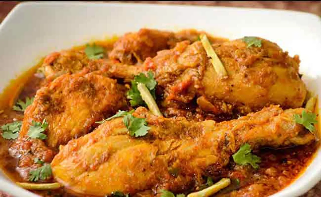 ଗୋଟା ରସୁଣ ଚିକେନ ଲଟପଟ