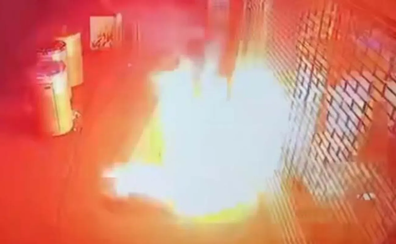 ବିରିୟାନୀ ନଦେବାରୁ ଜାଳିଦେଲେ ରେଷ୍ଟୁରାଣ୍ଟ