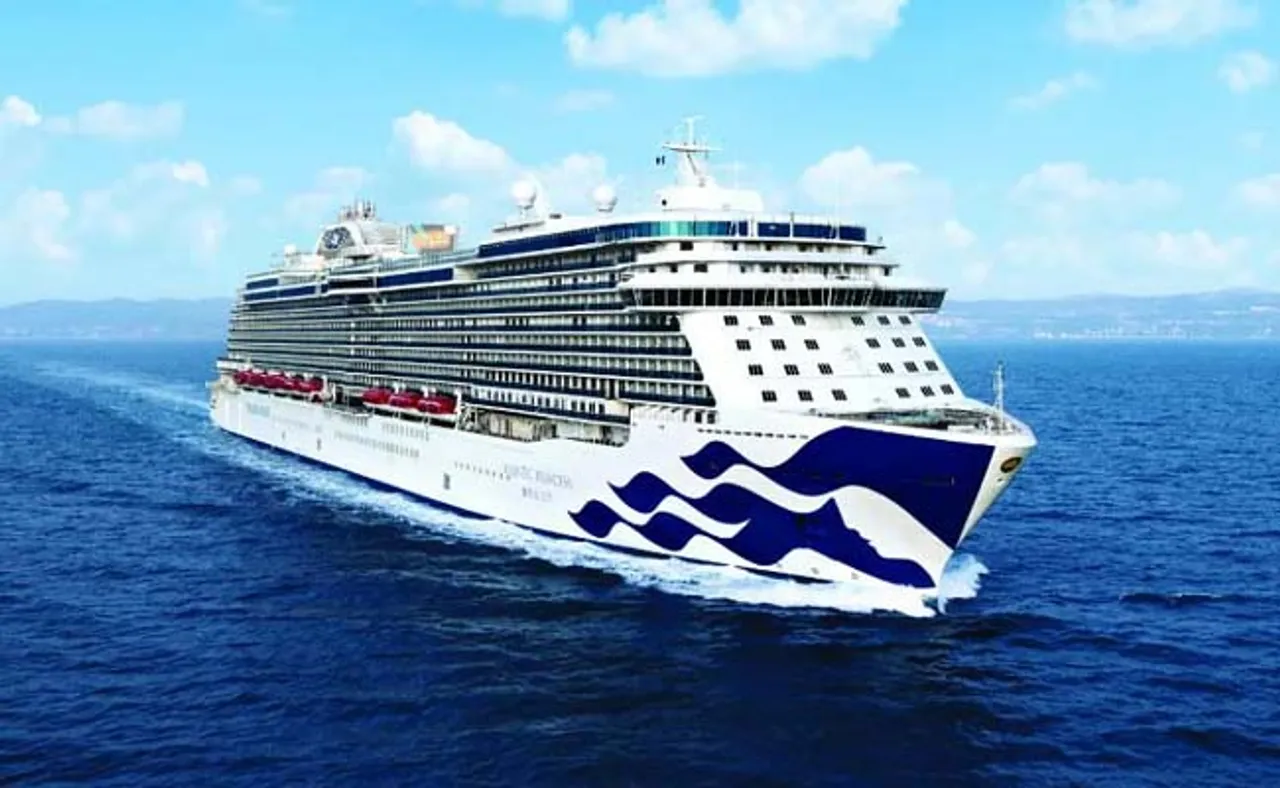 ମଝି ସମୁଦ୍ରରେ ଆତଙ୍କ, ୮୦୦ ଯାତ୍ରୀଙ୍କୁ କରୋନା