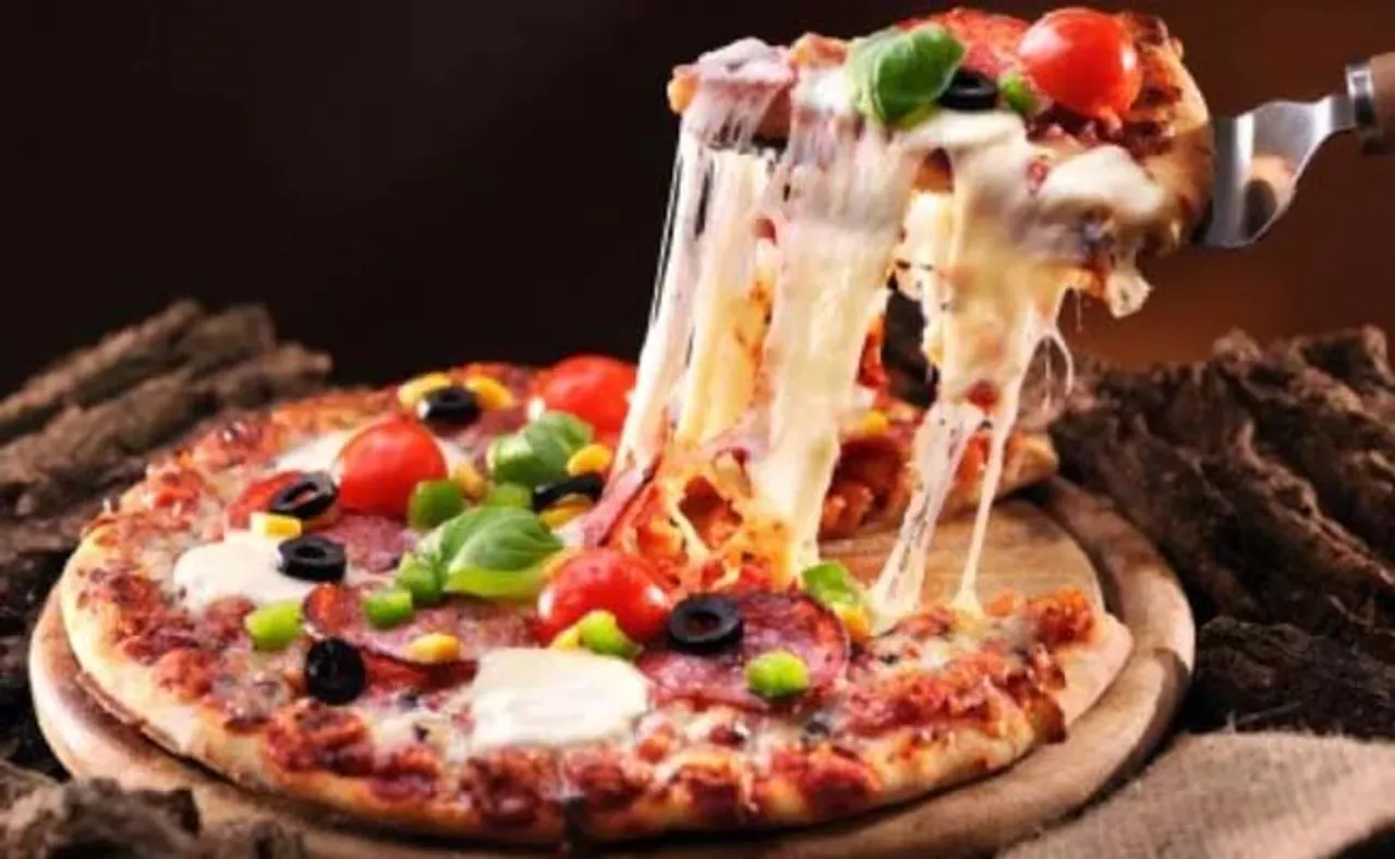 ପିଜ୍ଜା-ବର୍ଗର ଖାଉଥିଲେ ସାବଧାନ, ହୋଇପାରେ କ୍ୟାନ୍‌ସର୍‌