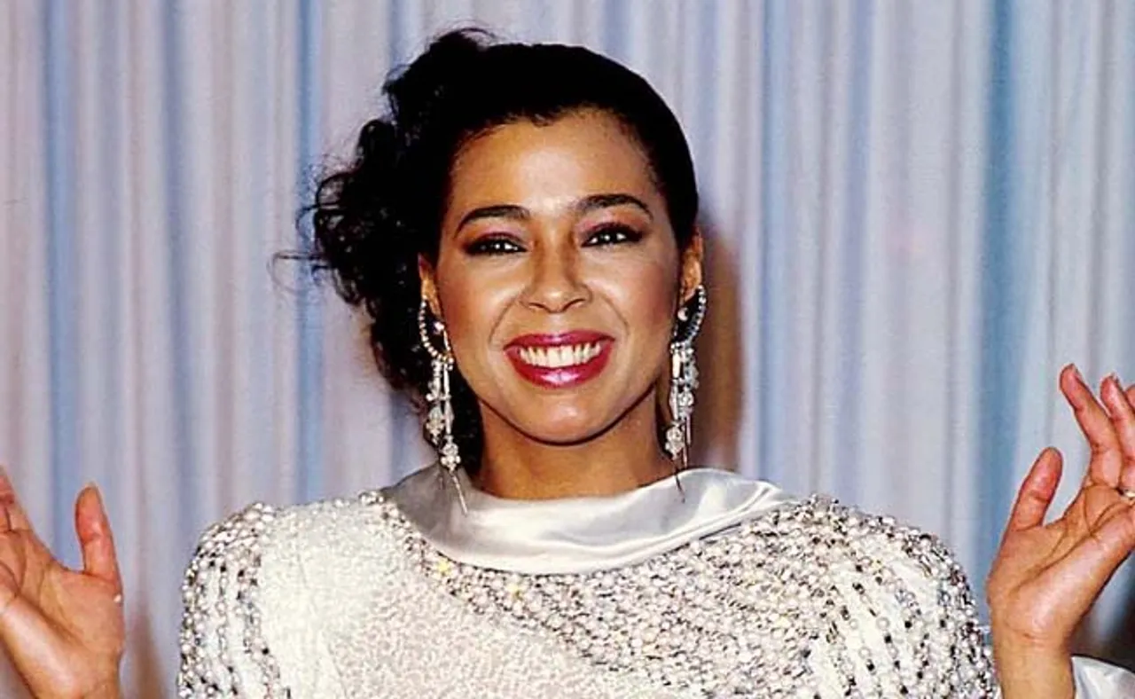 ଆଖିବୁଜିଲେ ଓସ୍କାର ବିଜେତା ସିଙ୍ଗର୍‌