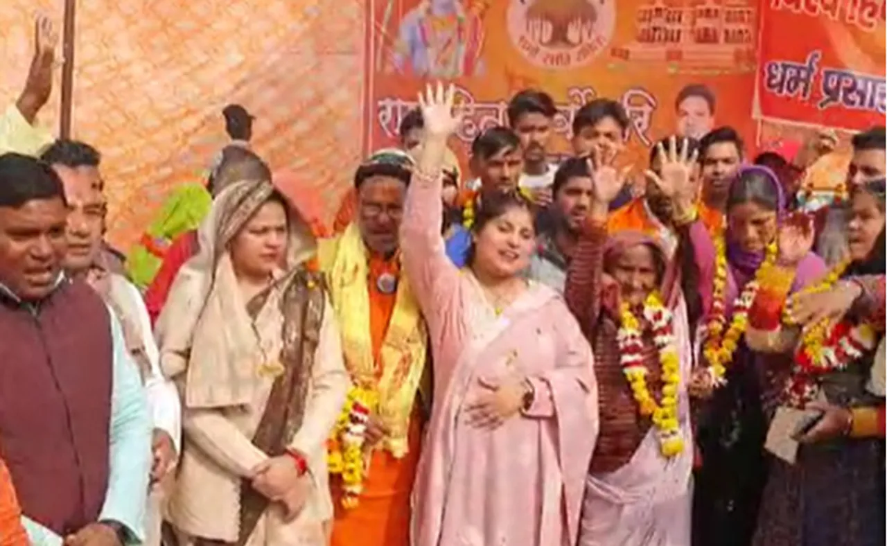 ‘ଘର ୱାପସି’ କାର୍ଯ୍ୟକ୍ରମରେ ୧୦୦ ଜଣ କଲେ ଧର୍ମ ପରିବର୍ତ୍ତନ, ଗ୍ରହଣ କଲେ ହିନ୍ଦୁ ଧର୍ମ