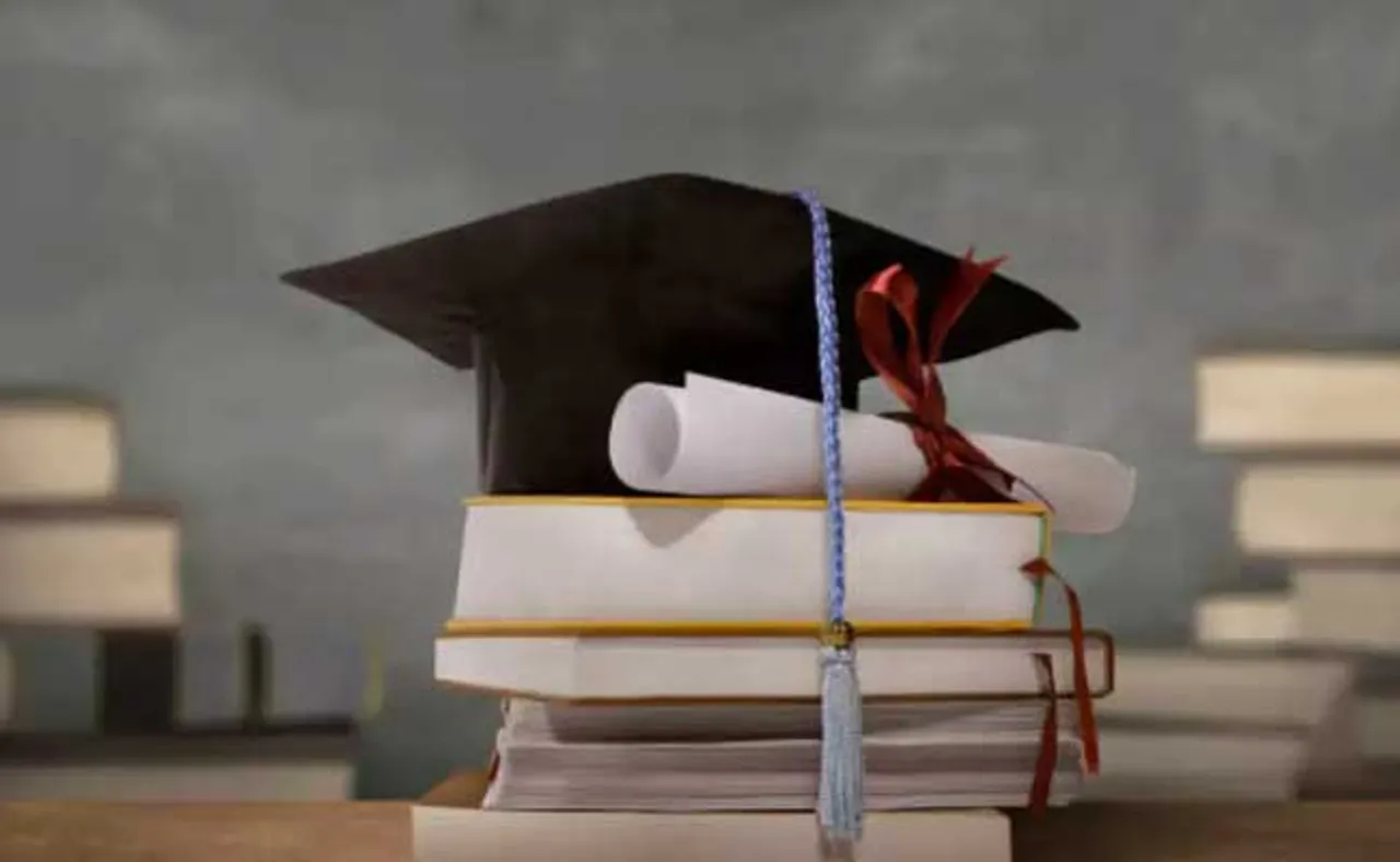 ସ୍ନାତକରେ ଅନର୍ସ ଡିଗ୍ରୀ ପାଇଁ ୪ବର୍ଷ ପଢିବାକୁ ହେବ, ୟୁଜିସିର ଚିଠା ପ୍ରସ୍ତାବ