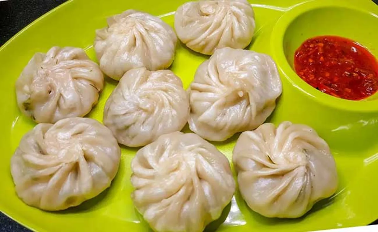 ଚିକେନ ମୋମୋ