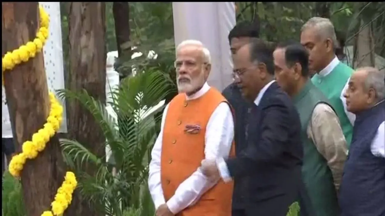 ମୋଦିଙ୍କ ଜନ୍ମଦିନରେ ଛୁଟିଲା ଶୁଭେଚ୍ଛାର ସୁଅ, ସାରା ଦେଶରେ ପୂଜାର୍ଚ୍ଚନା