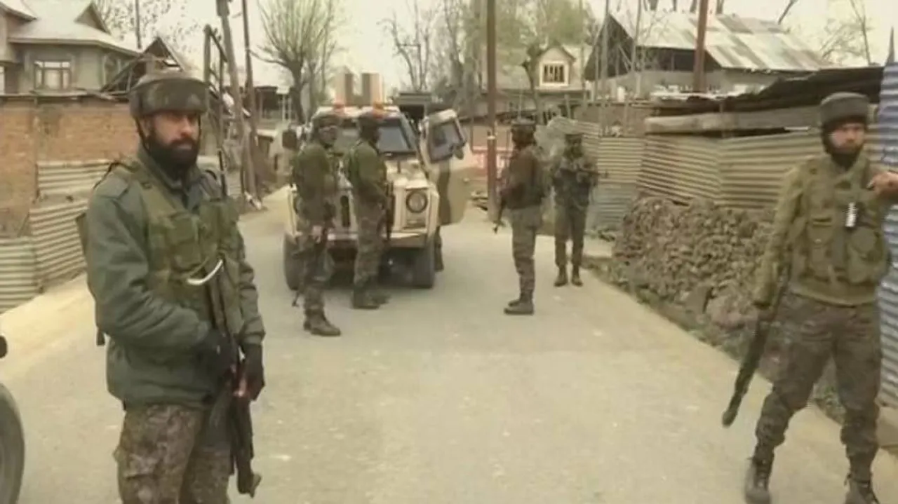 ବୁଡଗାମରେ ସୁରକ୍ଷାକର୍ମୀଙ୍କ ଗୁଳିରେ ୨ ଆତଙ୍କବାଦୀ ନିପାତ