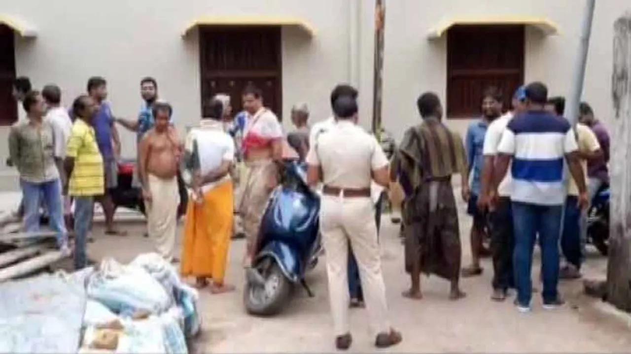 ବାସେଳୀ ସାହି ବସ୍ତିରେ ବୋମାମାଡ଼