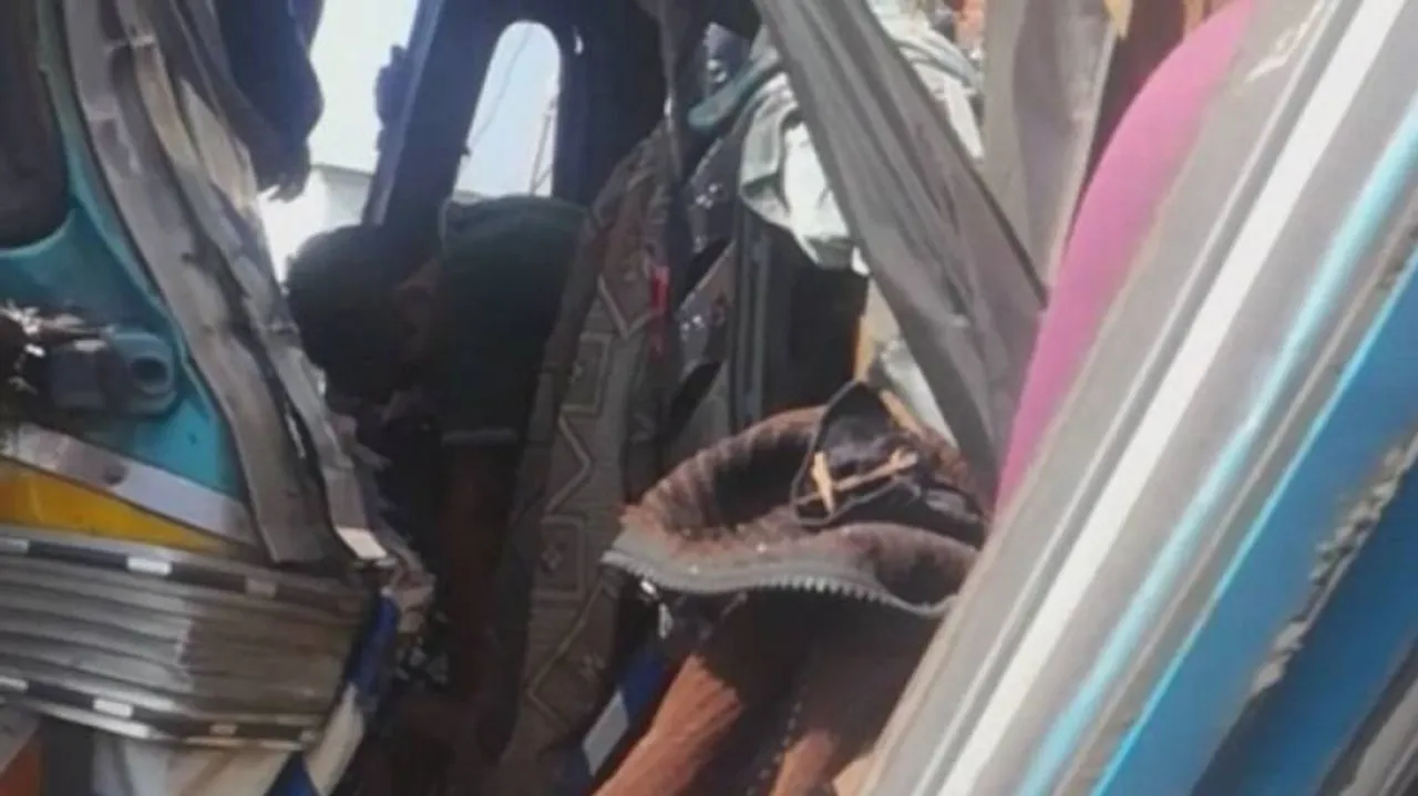 ଦୁଇଟି ଟ୍ରକ ମଧ୍ୟରେ ମୁହାଁମୁହିଁ ଧକ୍କା, ଜଣେ ଗୁରୁତର