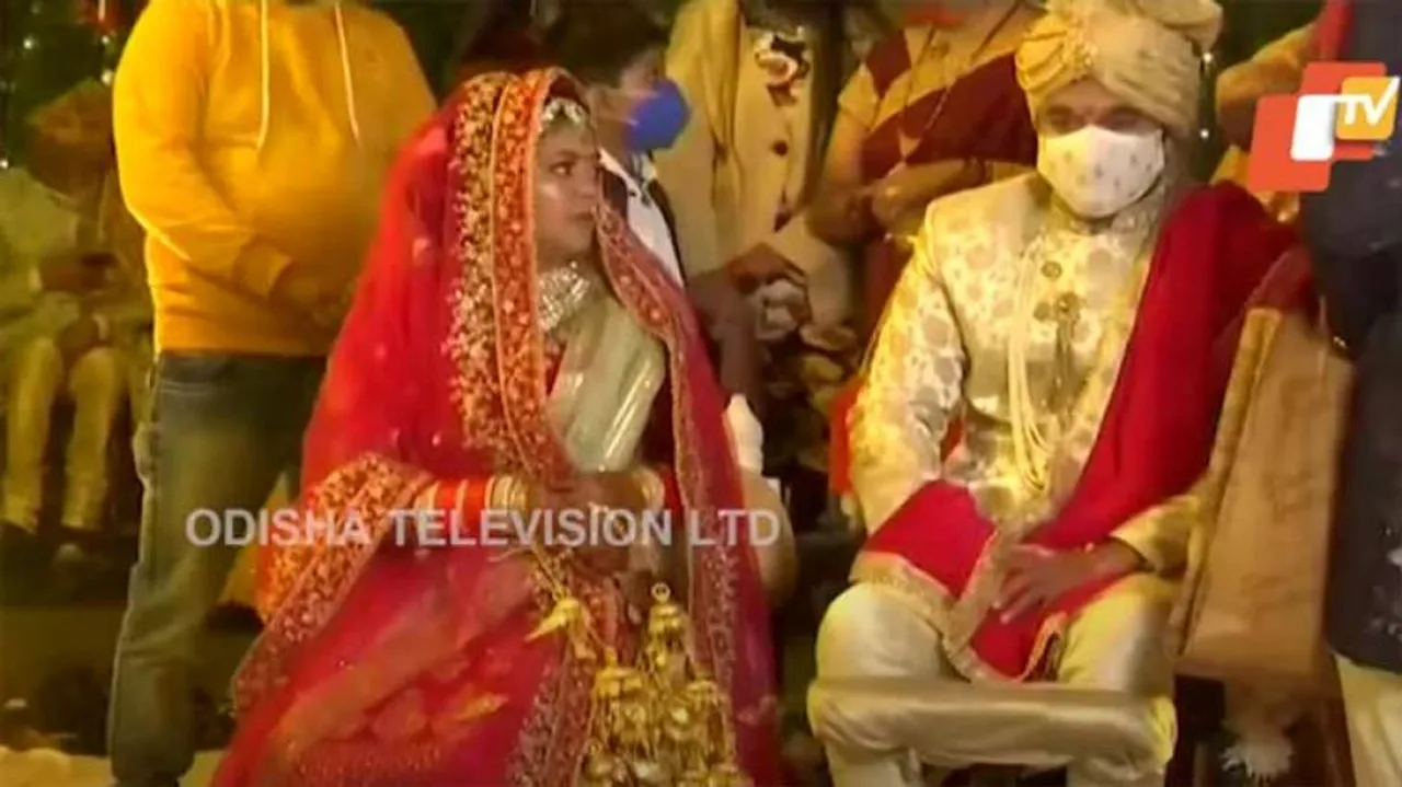 ଉଦାହରଣ ସୃଷ୍ଟି କଲେ ପ୍ରେମିକା