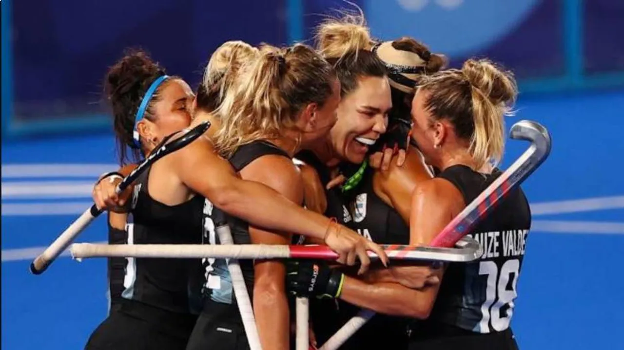 Tokyo Olympics: ମହିଳା ହକିରେ ଭାରତର ସ୍ୱର୍ଣ୍ଣ ଆଶା ମଉଳିଲା, ଏବେ ବ୍ରୋଞ୍ଜ ଉପରେ ନଜର