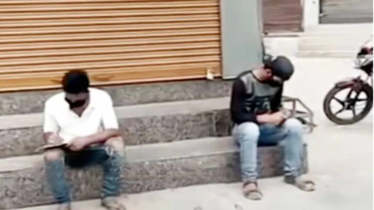 ଲକ୍‌ଡାଉନ୍‌ରେ ବାହାରେ ବୁଲୁଥିଲେ; ଧରିଲା ପୋଲିସ୍‌, କାନ ଧରି ଉଠ୍‌ବସ୍‌ ସହ କଲେ ଏମିତି କାମ...