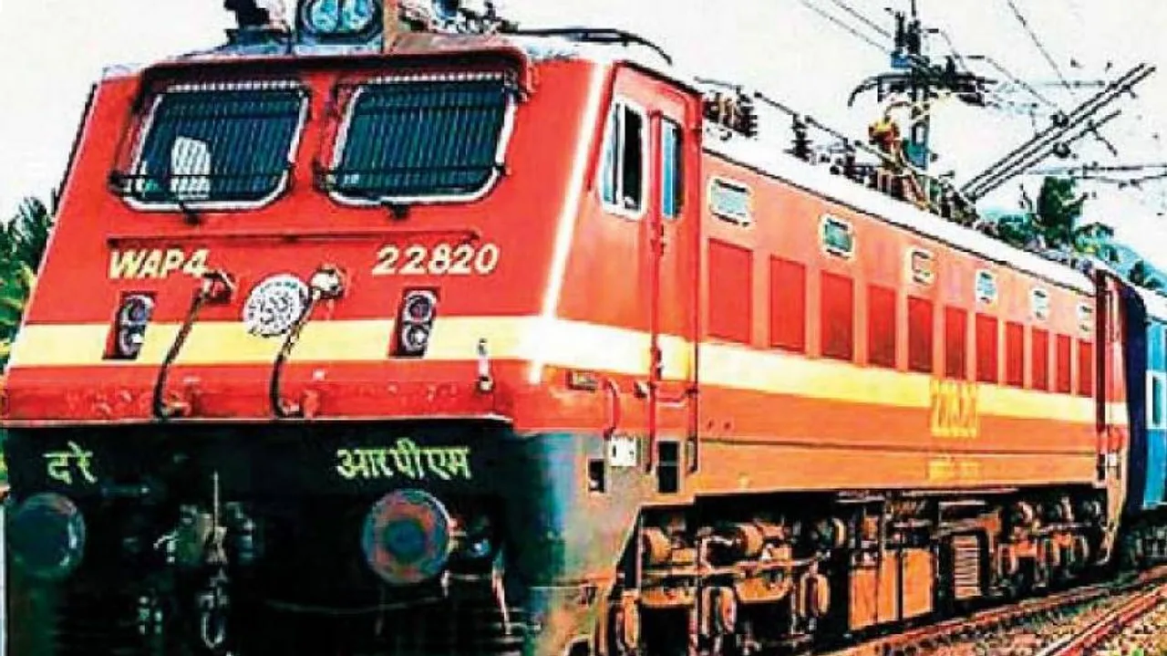 ଗ୍ରାଜୁଏଟଙ୍କୁ ଚାକିରି ସୁଯୋଗ ଦେଉଛି ଭାରତୀୟ ରେଳବାଇ