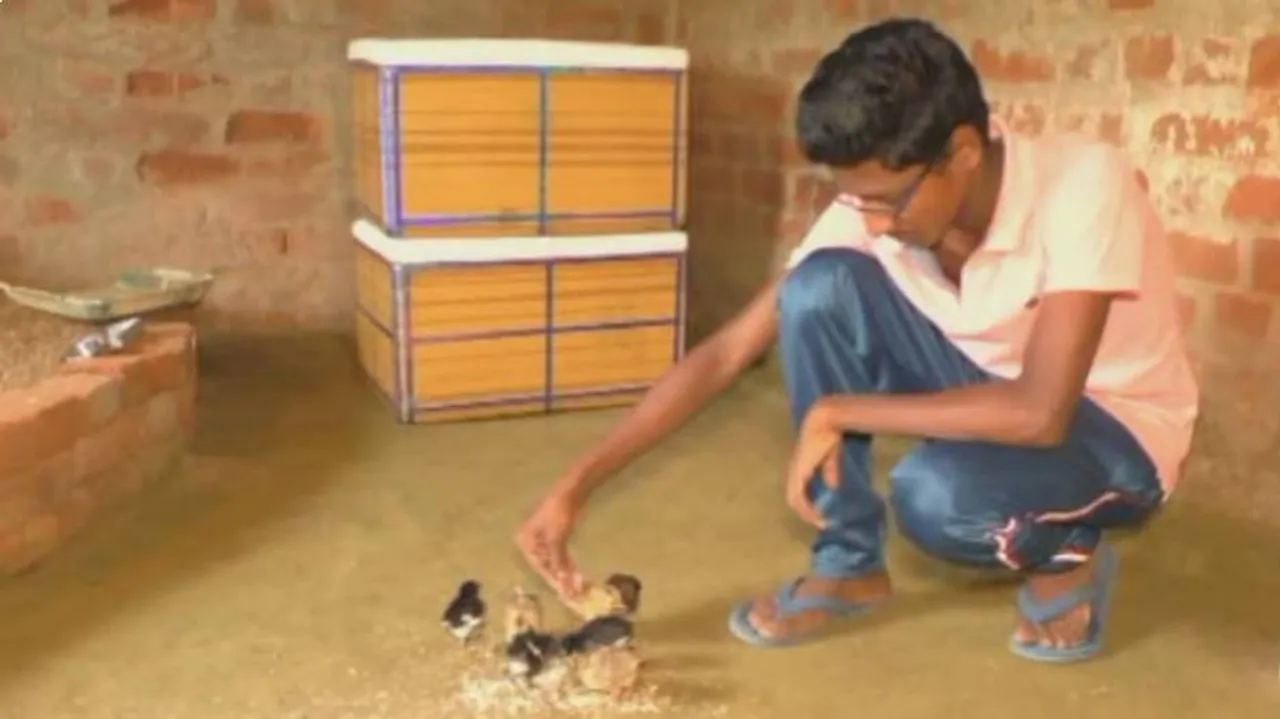 ତେଜରାଜଙ୍କ ଇନକ୍ୟୁବେଟର୍ ମେସିନ୍ : ଅଣ୍ଡା ରଖିଦେଲେ ଆପେ ଆପେ ଫୁଟୁଛି ଚିଆଁ