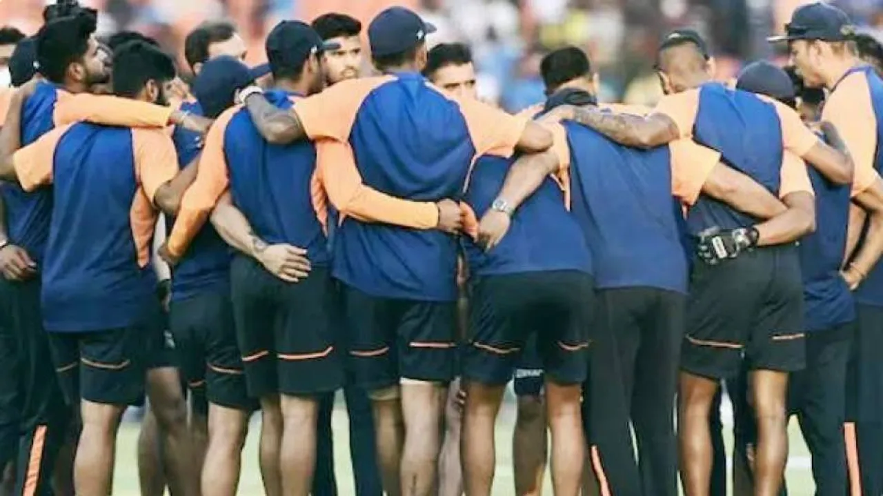 ଟିମ୍‌ ଇଣ୍ଡିଆରେ ପଶିଲା କରୋନା, ଇଂଲଣ୍ଡ ଗସ୍ତରେ ଥିବା ଜଣେ ଖେଳାଳି ପଜିଟିଭ୍‌ ଚିହ୍ନଟ