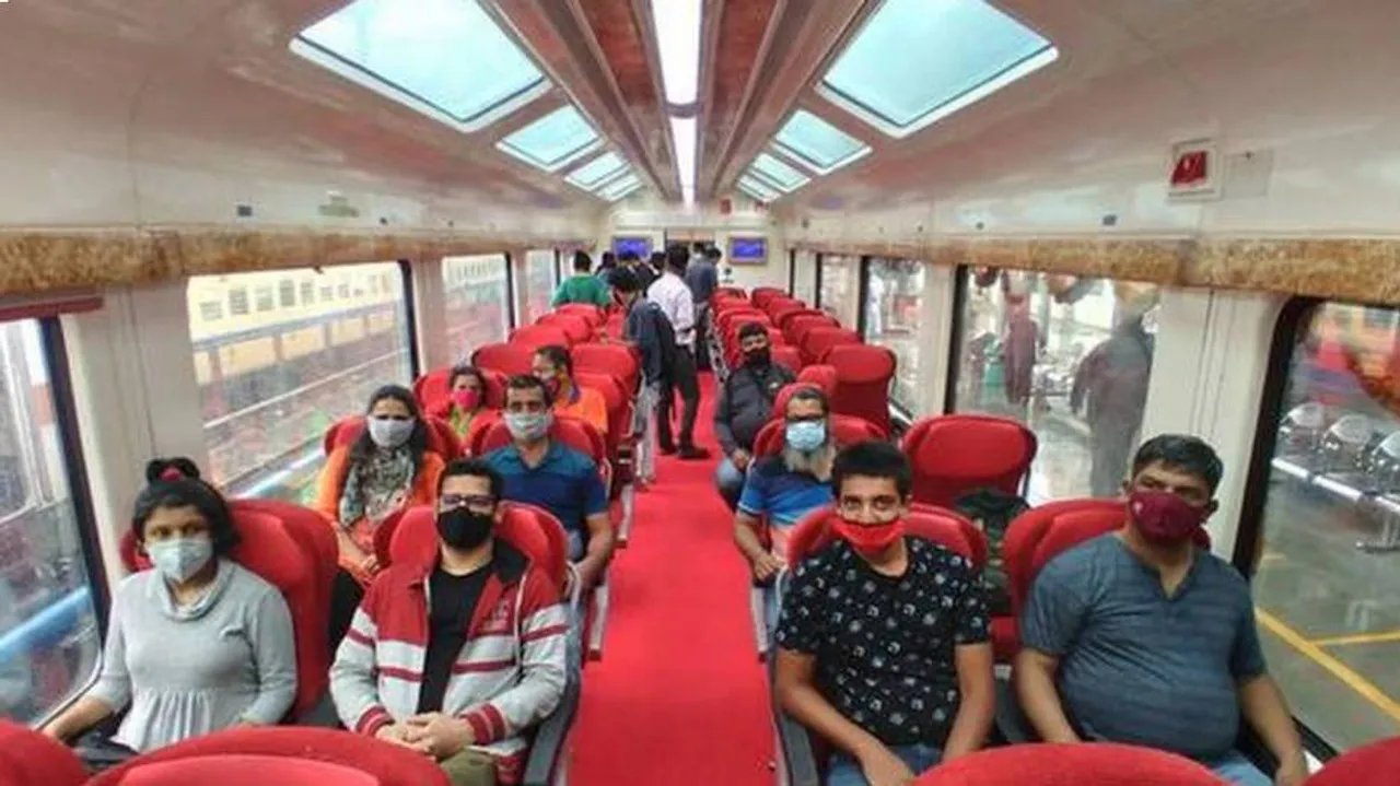 ଭାରତୀୟ ରେଳବାଇର ସଫଳତା : ଯାତ୍ରୀଙ୍କ ସେବାରେ ଭିସ୍ତାଡୋମ୍ କୋଚ୍‌