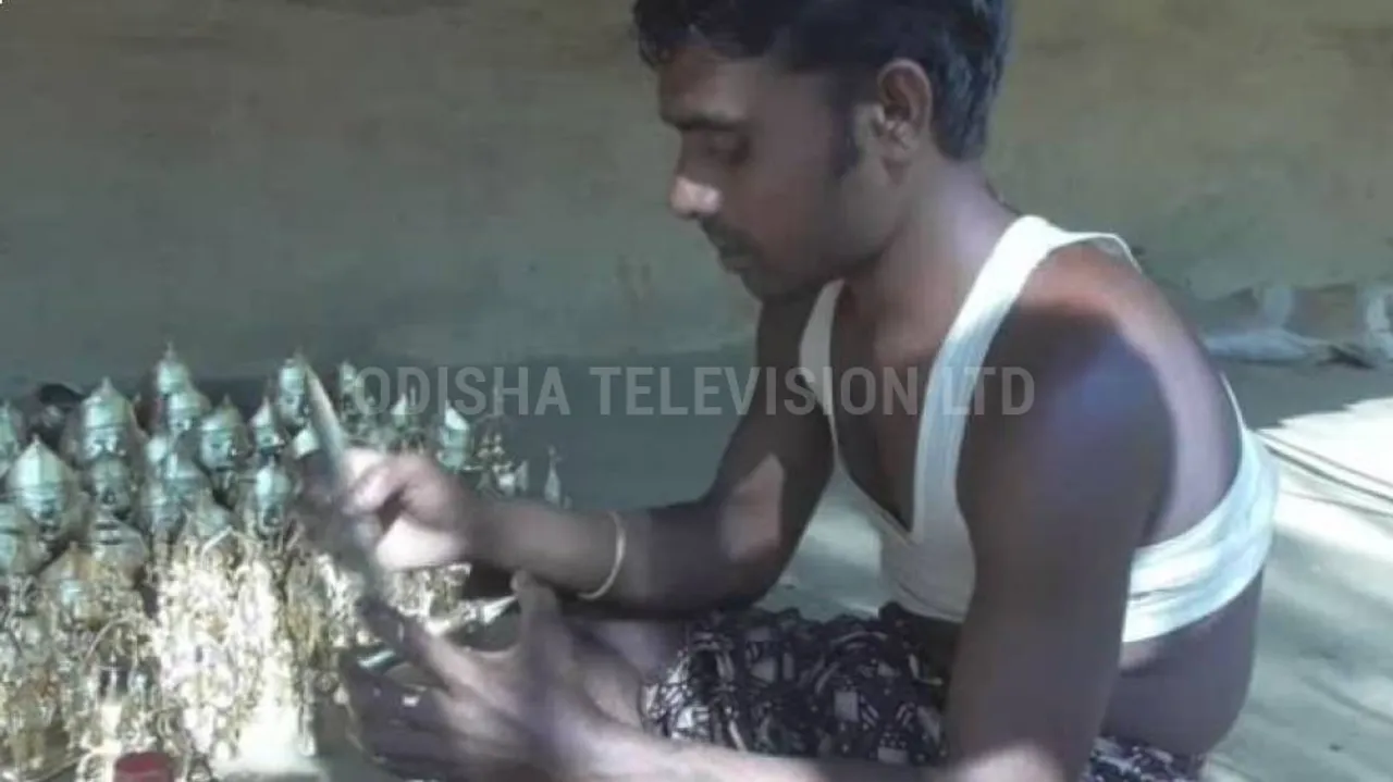 ସଙ୍କଟରେ ପିତଳ ମୂର୍ତ୍ତି କାରିଗର