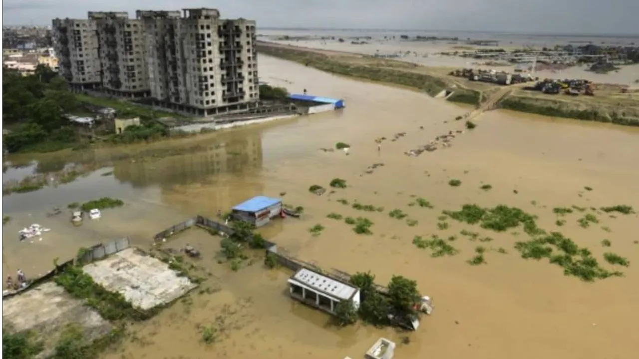 ବିହାର-ୟୁପିରେ ଭୟାନକ ହେଉଛି ବାତ୍ୟାର ଚିତ୍ର, ଦୁର୍ବିସହ ହେଲାଣି ସ୍ଥିତି