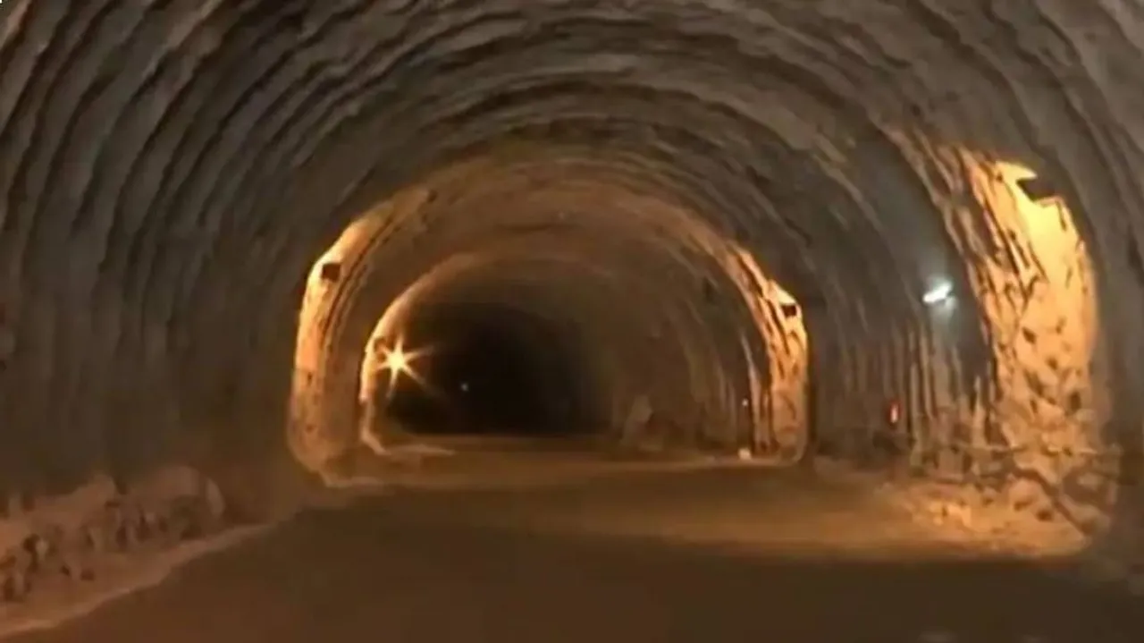  Zojila tunnel