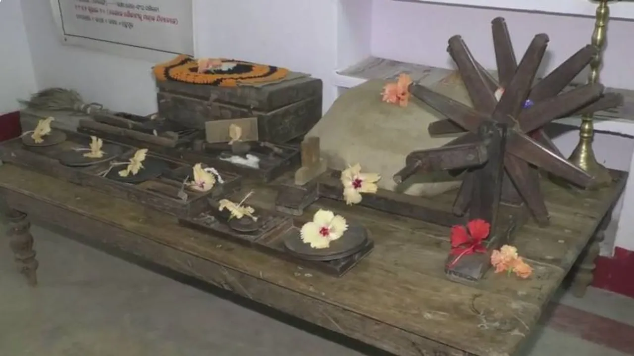 Bhadrak Gandhi Smriti Pith In Scramble