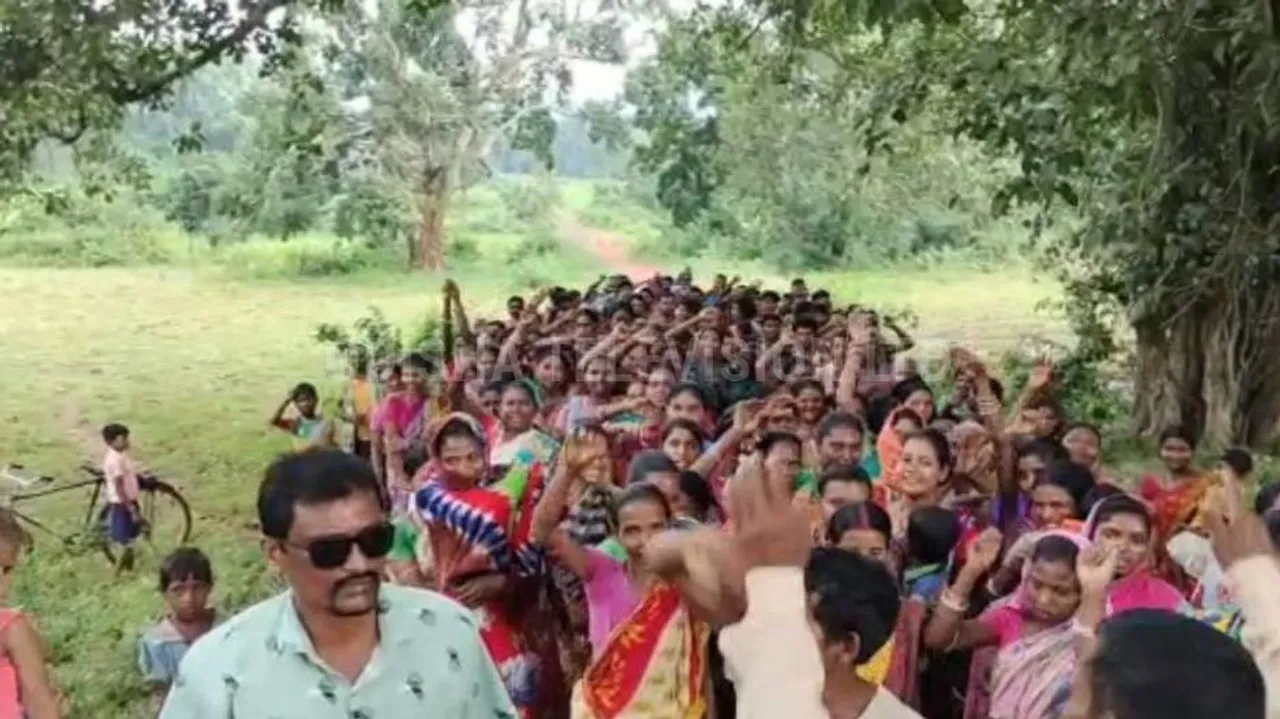Villagers of 3 village hold protest 