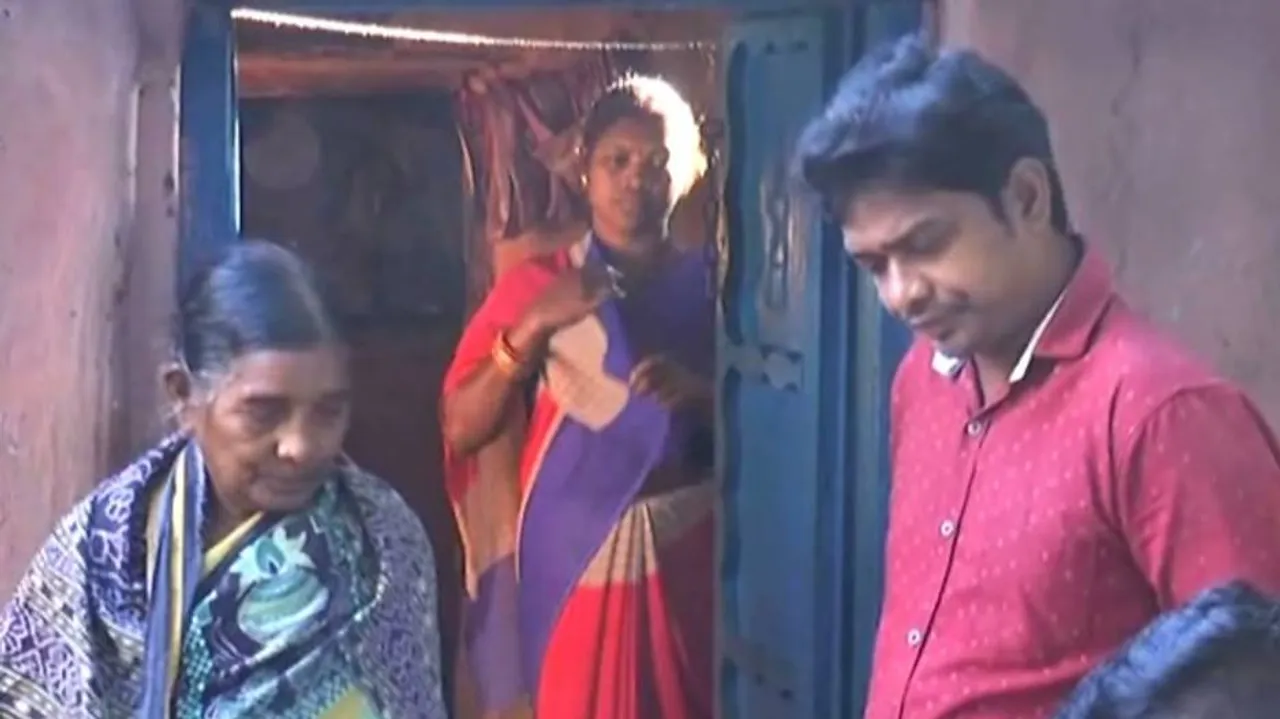 Bribe for file movement