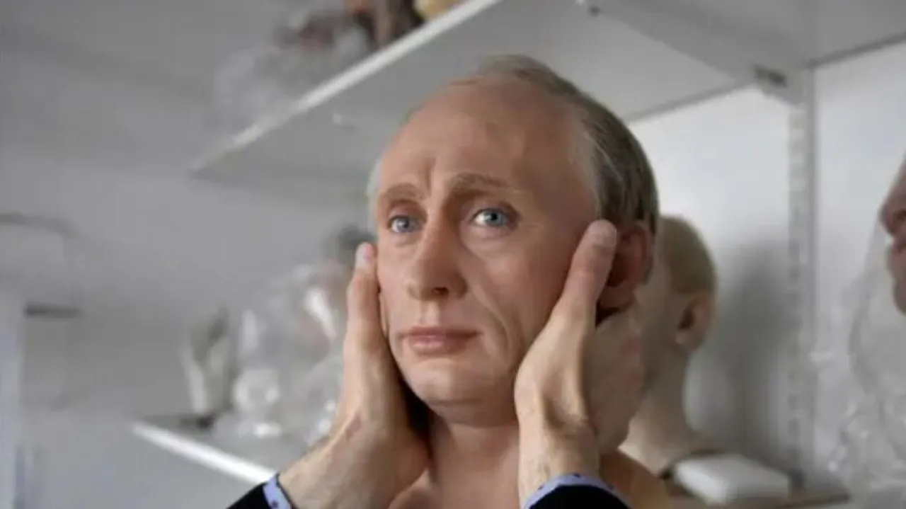 Putin wax Statue