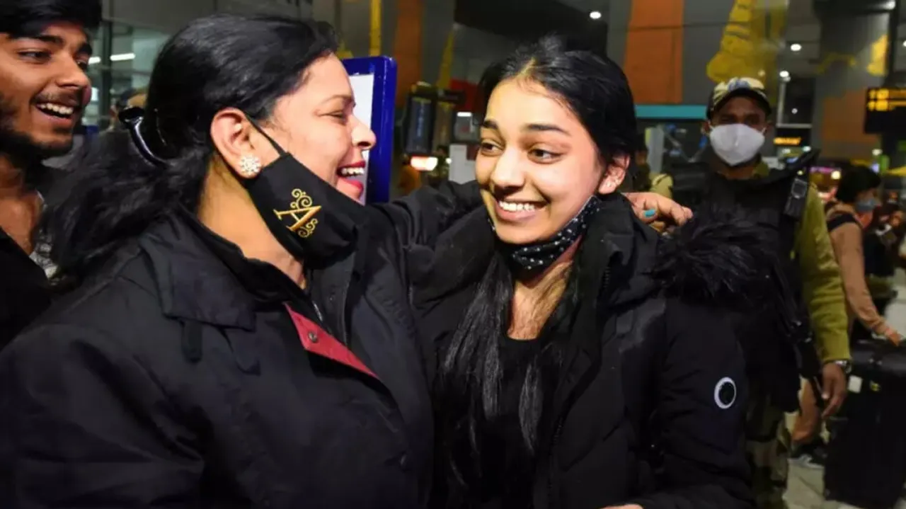 medical students back from Ukraine 