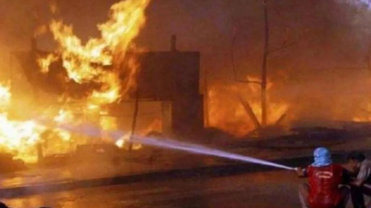 massive-fire-breaks-out