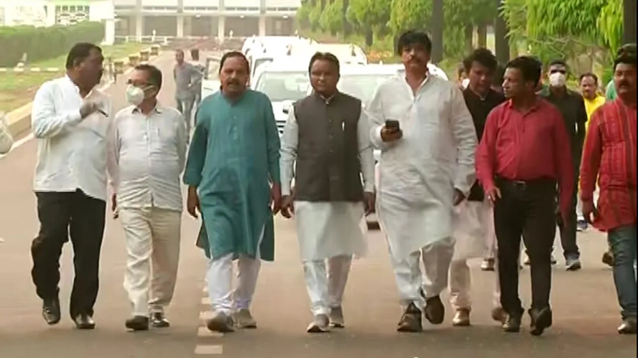 The BJP has been handed over to the governor over the PM Anna Yojana