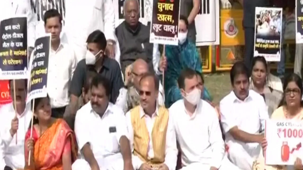 Congress protests in front of parliament over oil price hike