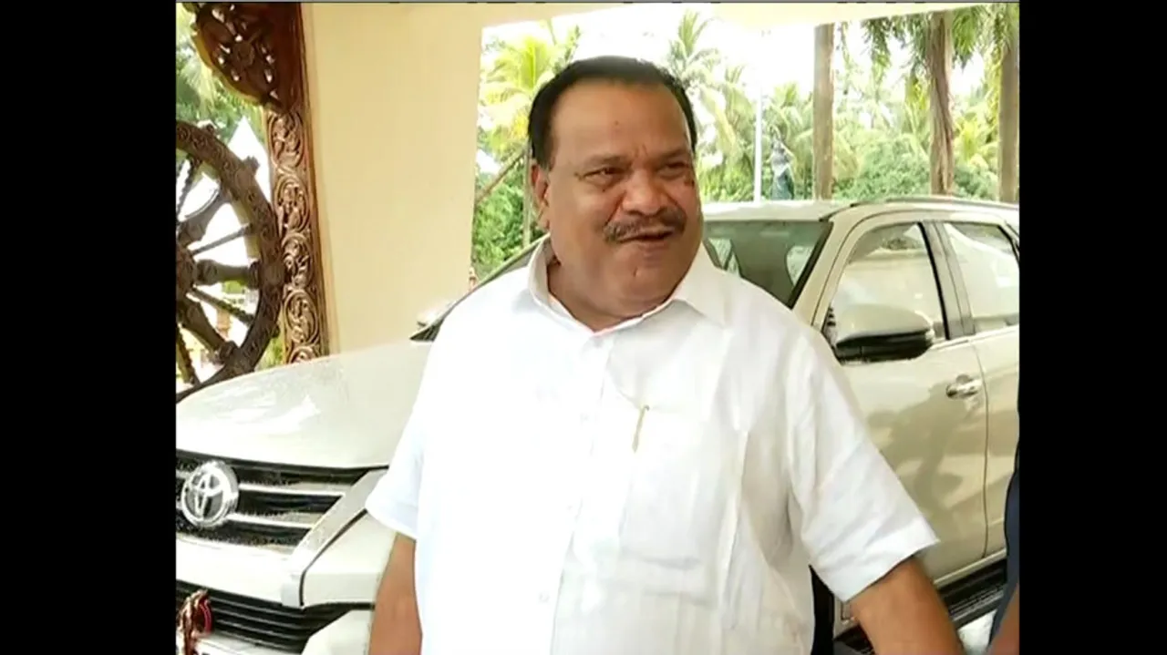 Seeking help from Health Minister is akin to slapping yourself, says BJD MLA