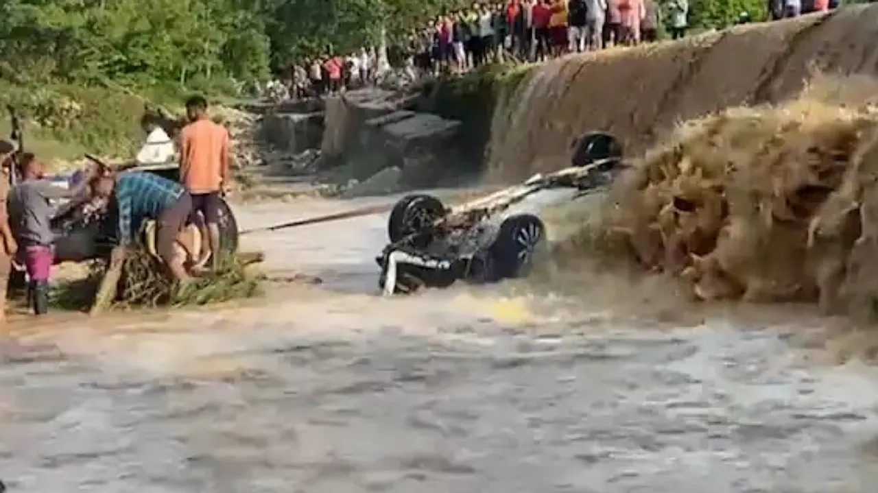 9 Dead As Vehicle Falls In Uttarakhand River