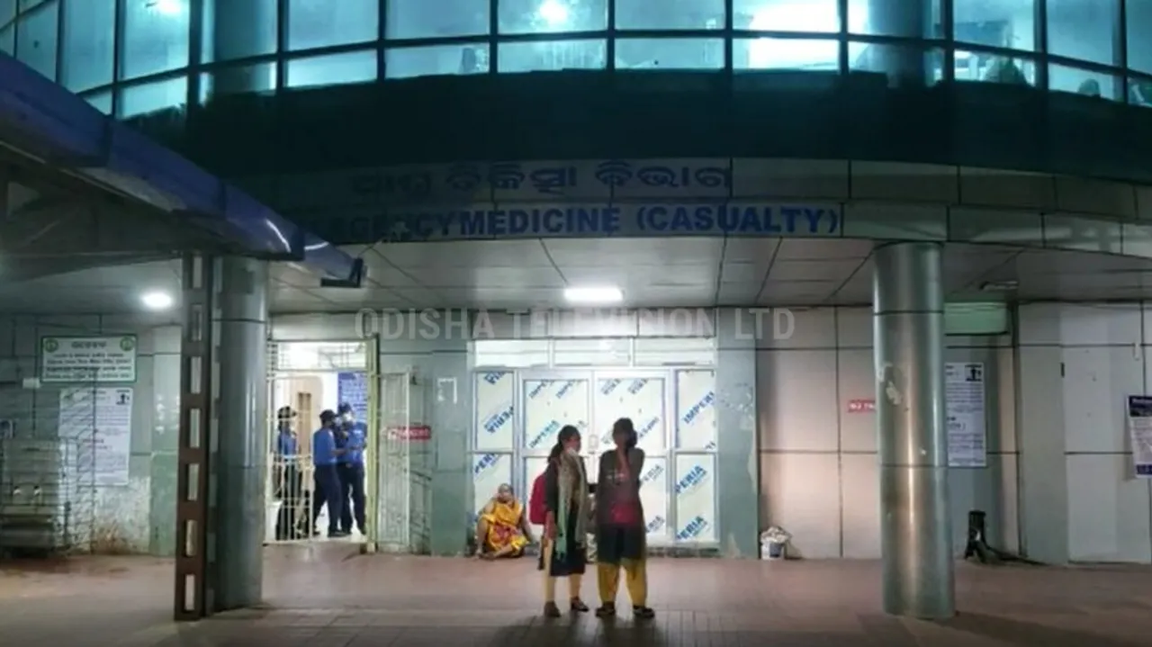 Women kill herself inside police station