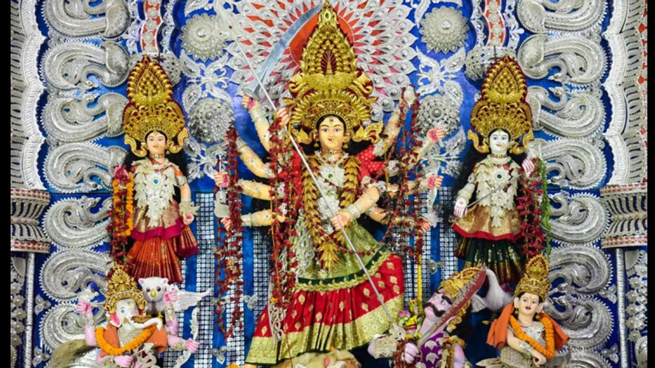 ଫଟୋରେ ଫଟୋରେ କଟକ ଦୁର୍ଗା ପୂଜା, ଦେଖନ୍ତୁ..