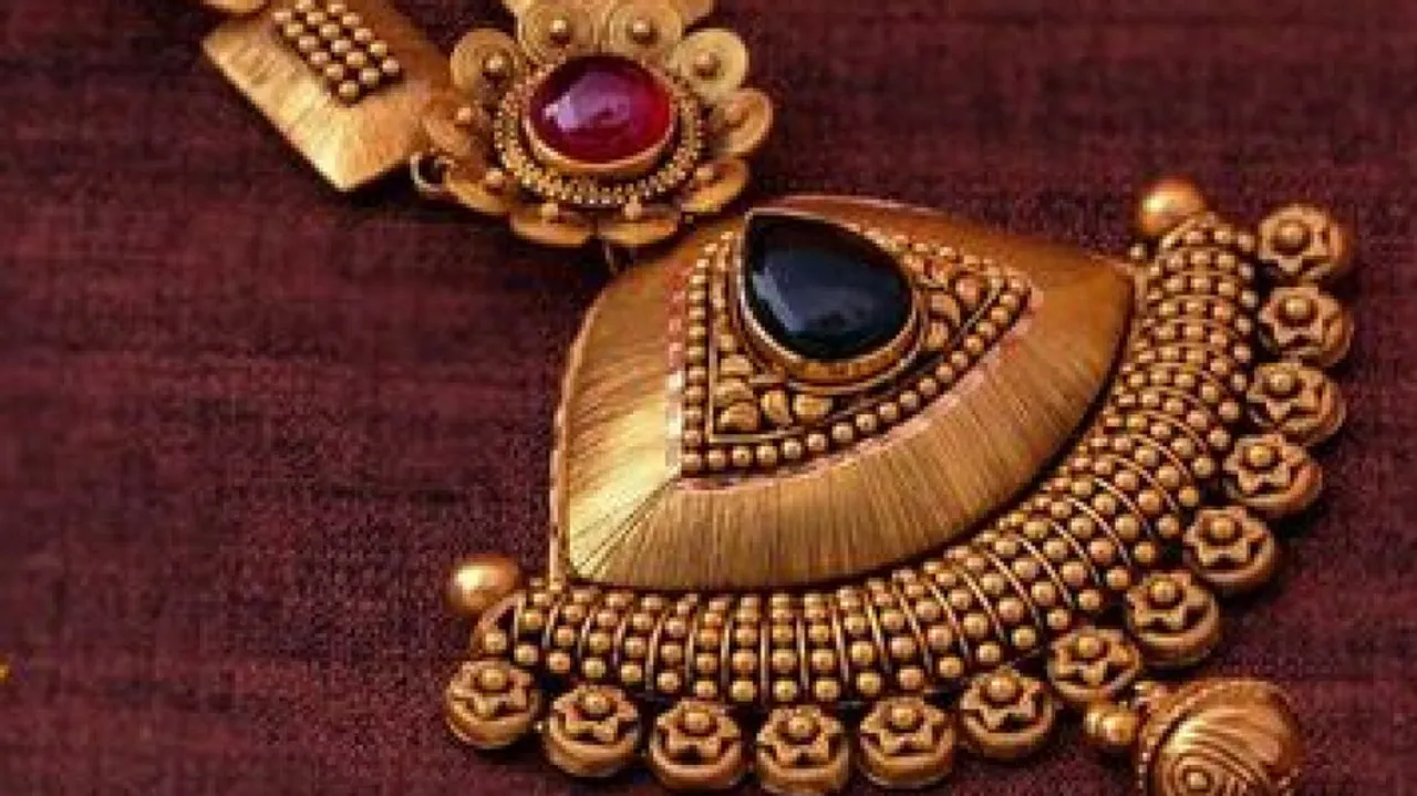 Gold Price Today 26 April 2023