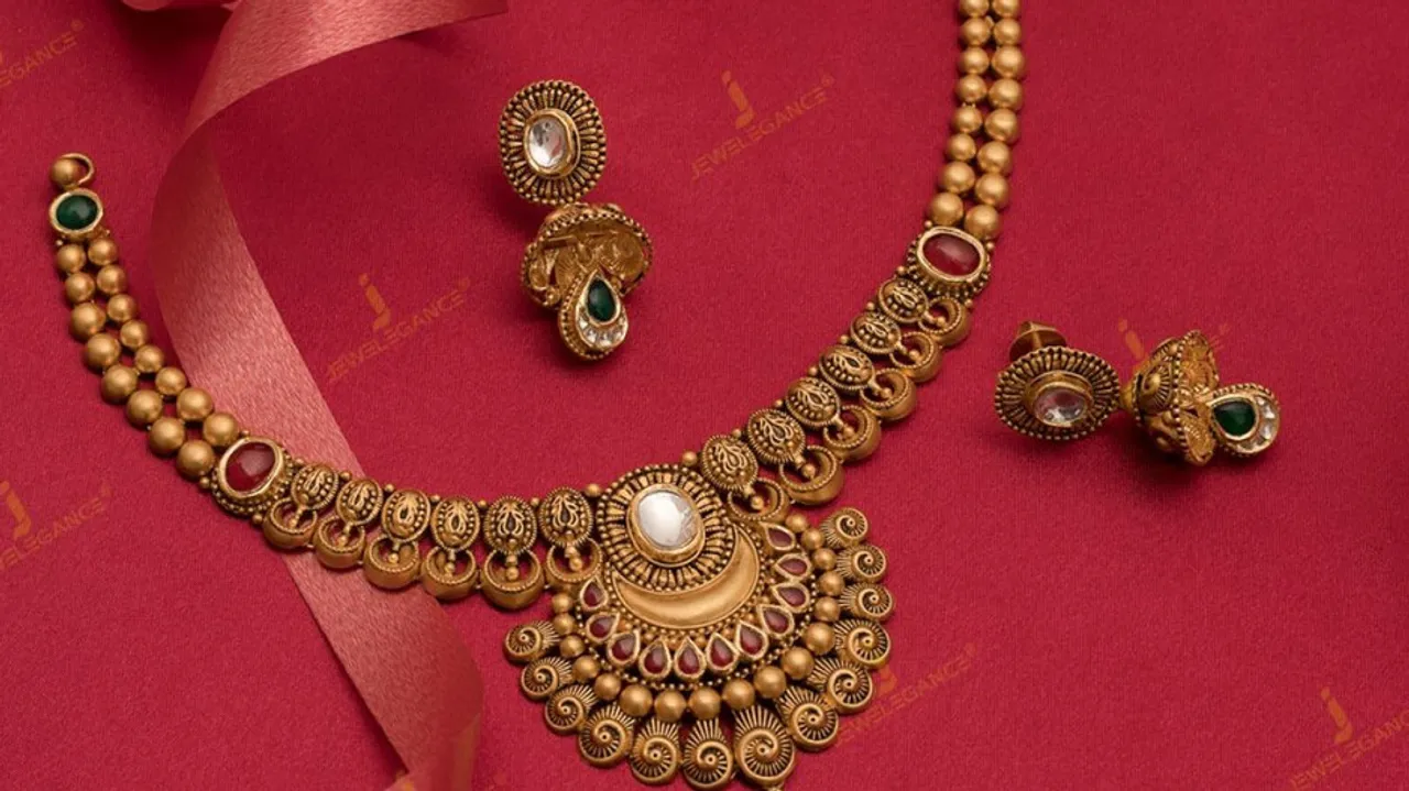 Gold Price Today 30th May 2023