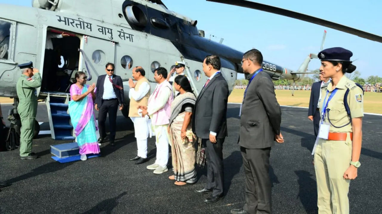 President Draupadi Murmu arrived in Odisha in a special Air Force helicopter