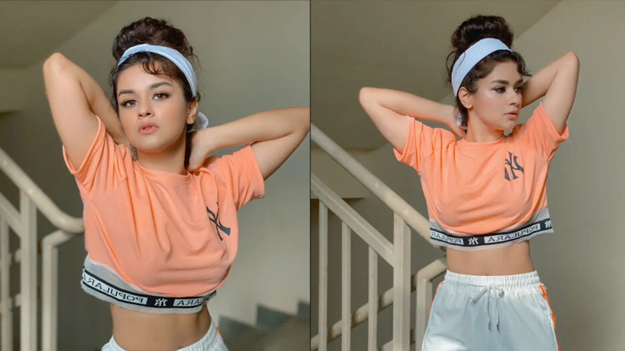 Avneet kaur look gorgeous in black outfit