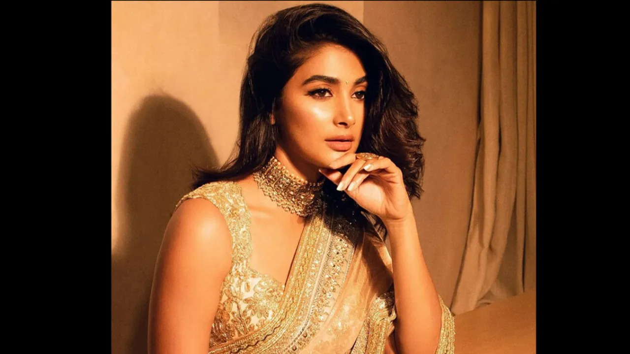 Actress pooja hedge look gorgeous see her stunning poses