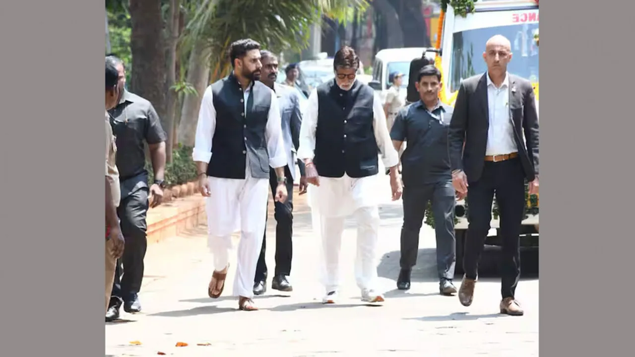Celebraties spotted in  Manoj kumar funeral