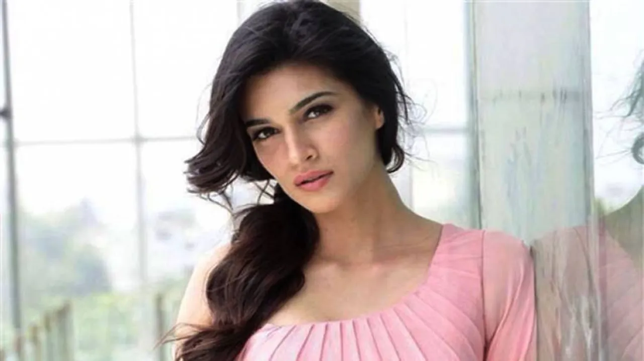 ଫିଲ୍ମ ରିଲିଜ୍‌ ପୂର୍ବରୁ କ୍ରିତି ବାଣ୍ଟିଥିଲେ ଟିକେଟ୍‌ ଆଉ ହିଟ୍‌ ହେବା ପରେ...