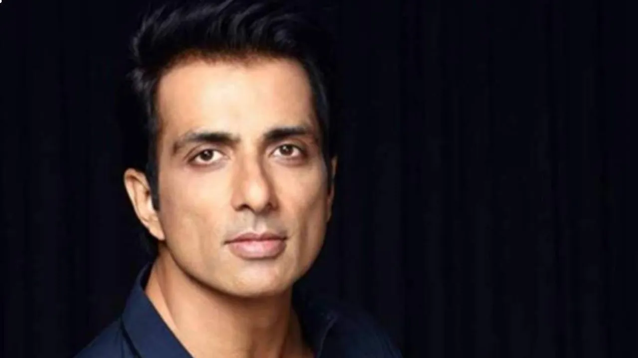 ରାସ୍ତାକଡ ଚପଲ ଦୋକାନକୁ ପ୍ରମୋଶନ କଲେ ସୋନୁ