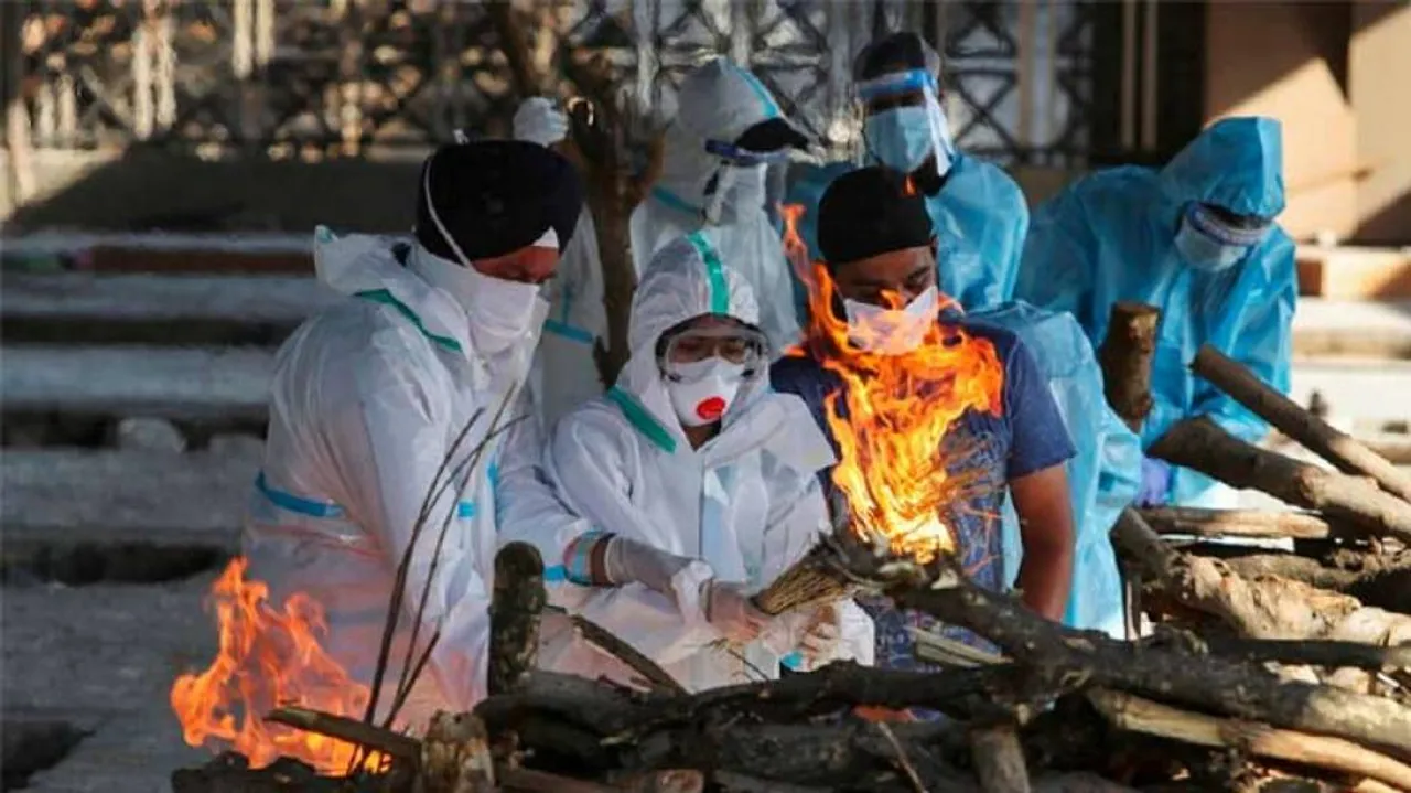 ଦିନକରେ ୪ ଲକ୍ଷ ୩ ହଜାର ଟପିଲା ସଂକ୍ରମିତଙ୍କ ସଂଖ୍ୟା